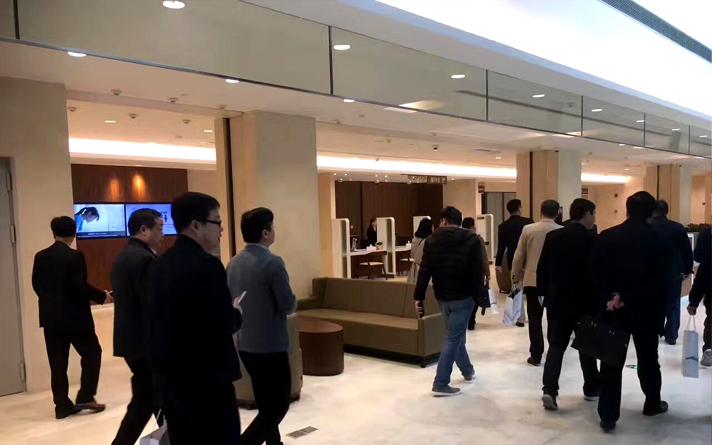 醫(yī)院專用門企業(yè)變革不能盲目跟從 眼界拓寬是重點