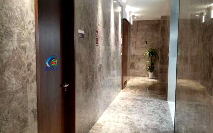 定制醫院木塑門的優勢及安裝方法